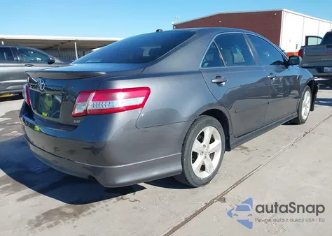 2011 Toyota Camry Se z USA, uszkodzony, nr VIN 4T1BF3EK0BU726130
